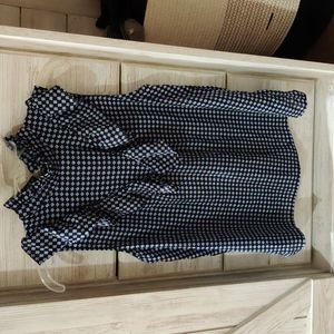 Flower pattern ruffled lightweight top